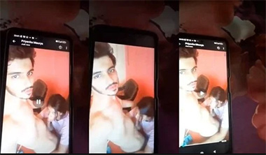 Hot Indian Girl Sucking XXX Video