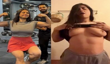 Fitness Model Naked Exposing Big Boobs Video