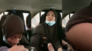 Hijabi Girl Blowjob Dick Fucking Inside Car Captured